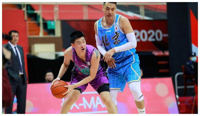 包含山东泰山内部会议纪要流出——窗口期篮板制胜，CBA常规赛使命明确，团队化学反应显著的词条